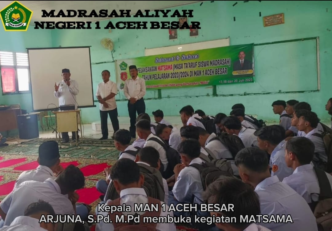 Kepala MAN 1 Aceh Besar membuka kegiatan MATSAMA 2023/2024